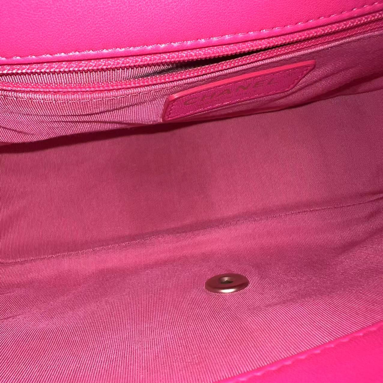 Mademoiselle Medium Chic Seasonal Flap 25CM Lambskin Hot Pink GHW No 21