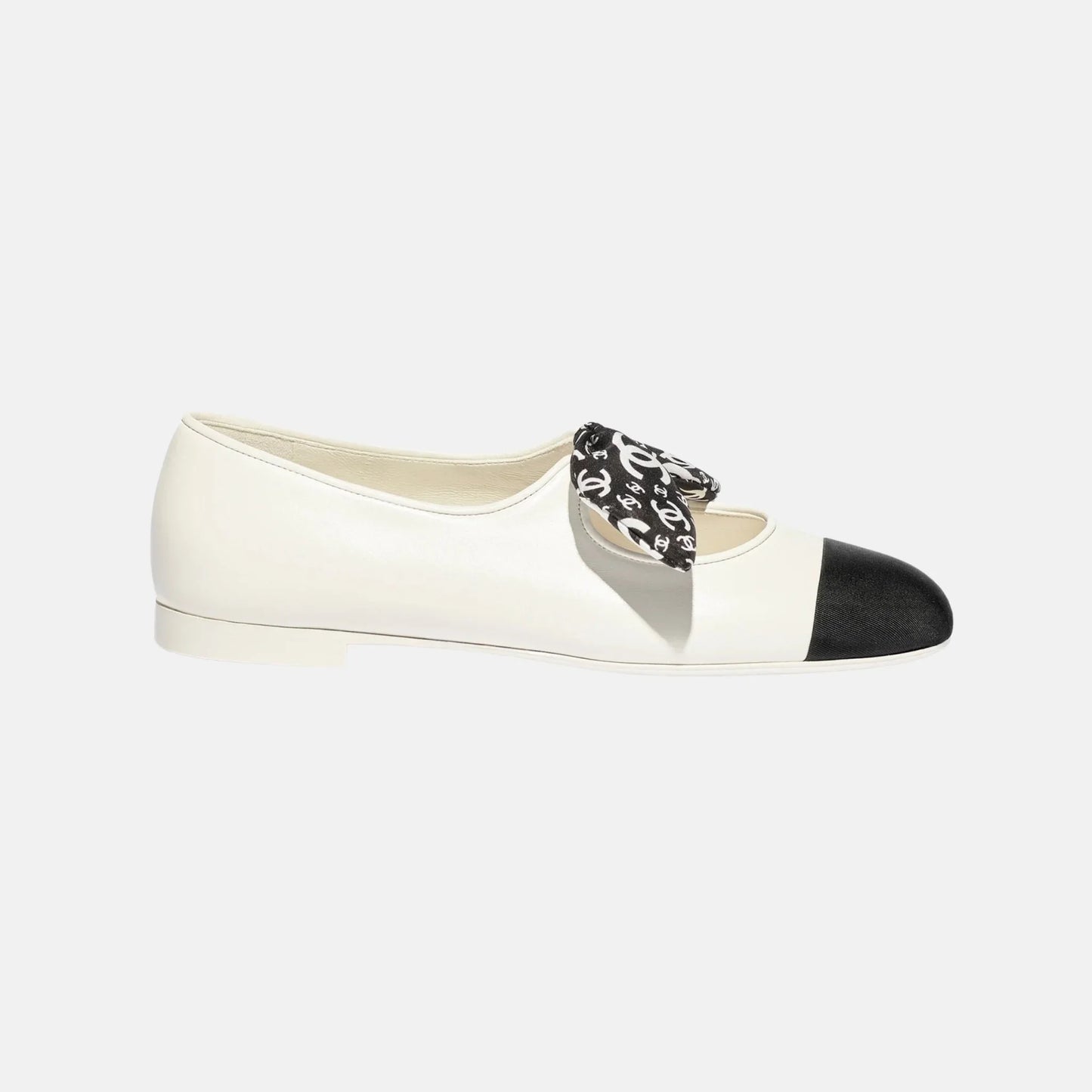 Mary Janes in Lambskin Silk and Grosgrain