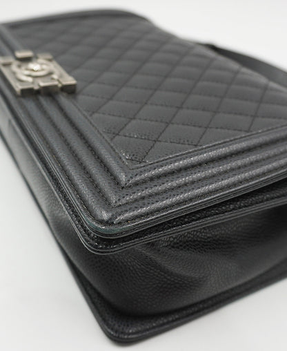 Medium Caviar Boy Black