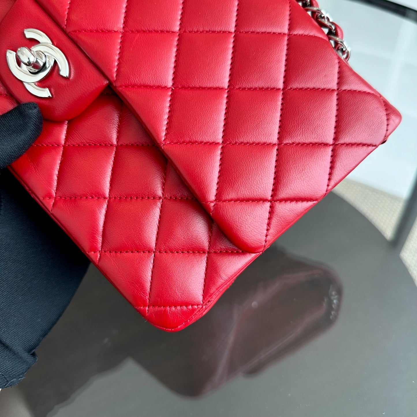25CM Quilted Lambskin Red SHW No 13