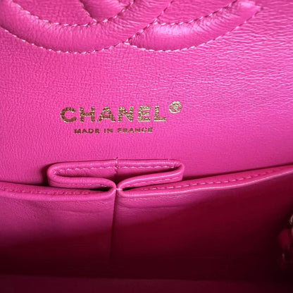 Double Flap Chevron Lambskin Golden Hardware Series 21