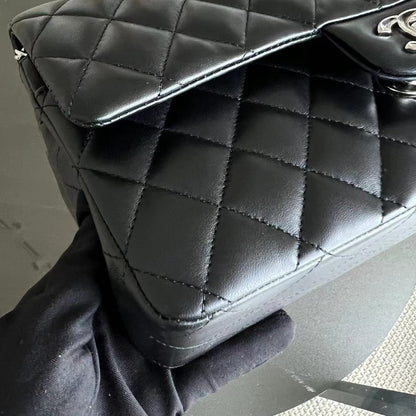 Double Flap Quilted Lambskin Black Silver Hardware Series 23