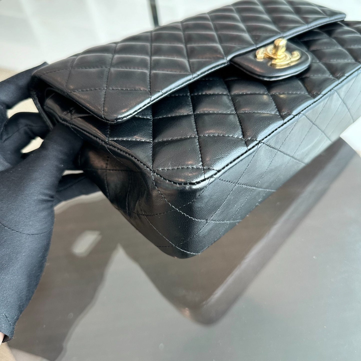 Lambskin 25CM Quilted Black GHW