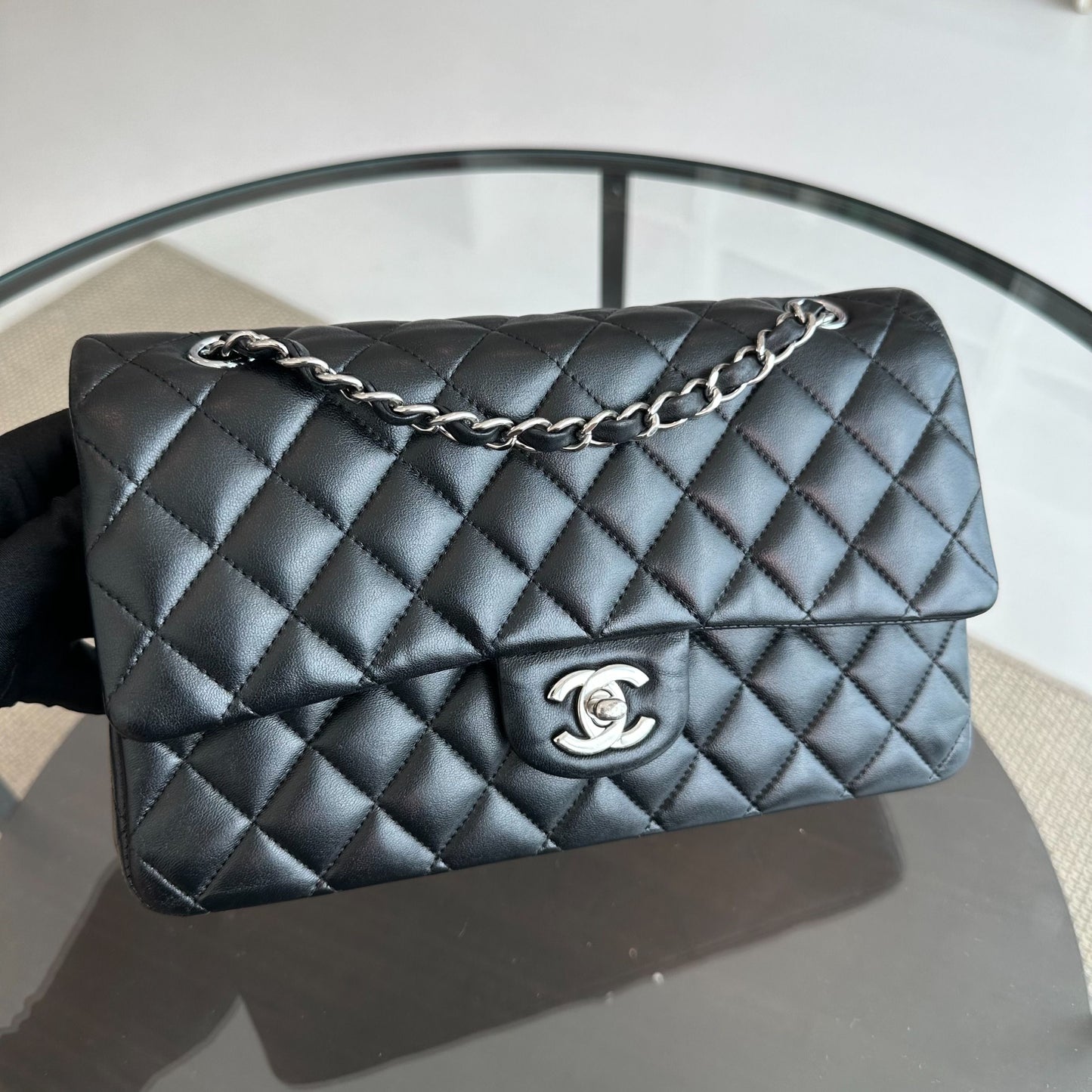 Lambskin Black SHW No 21
