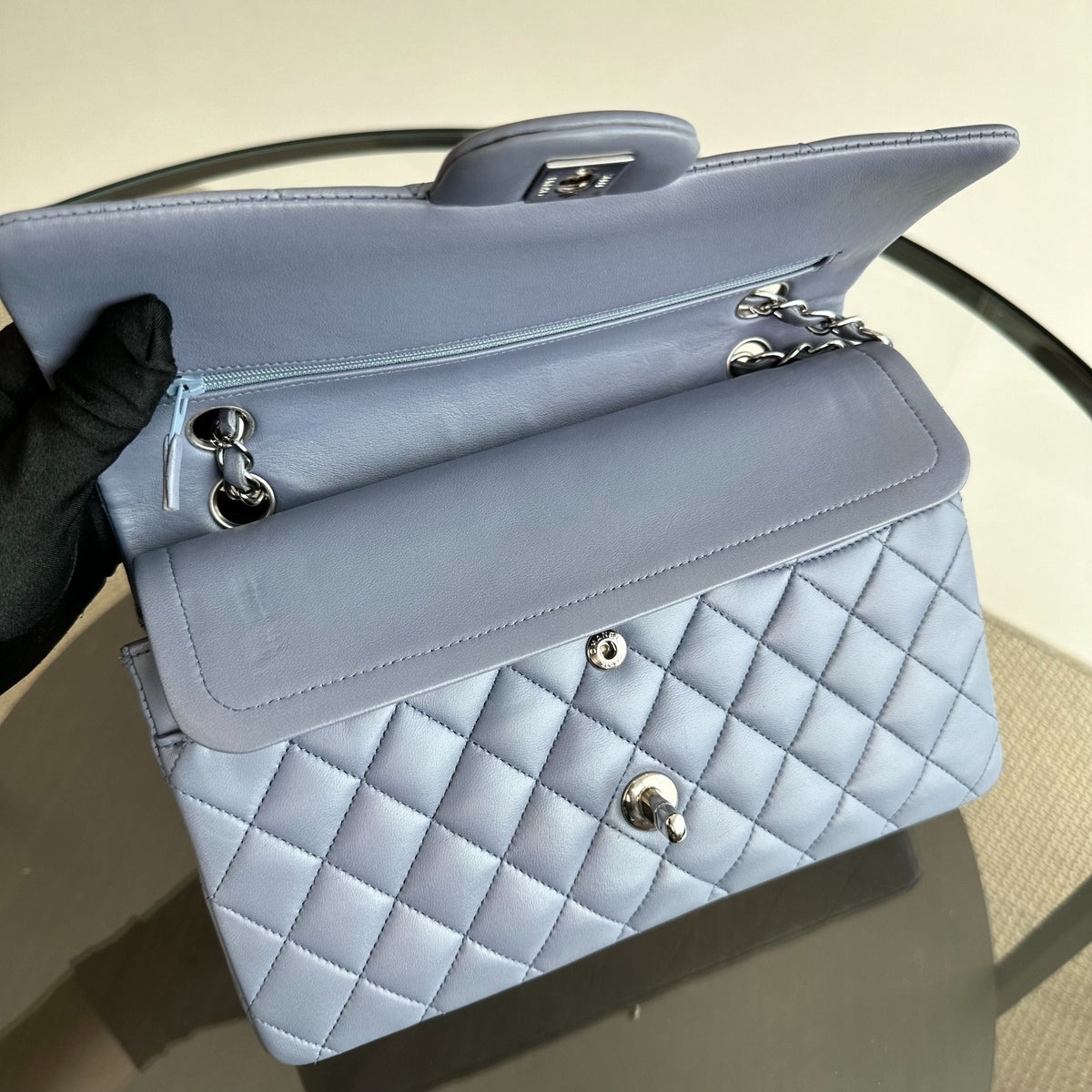 Lambskin Haze Blue SHW No 15