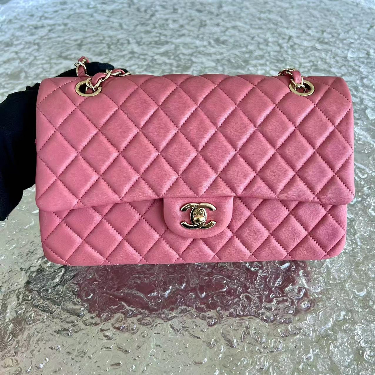 Valentine Crystal Heart Limited Edition Pink LGHW No 19