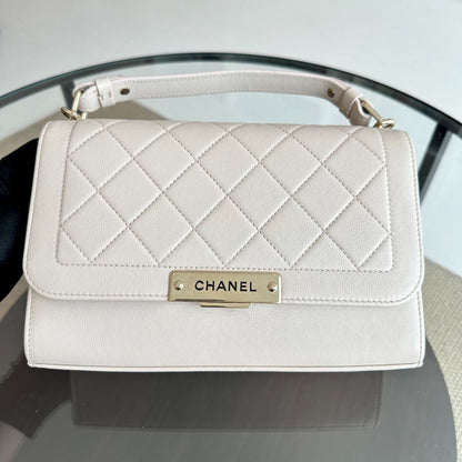 Medium Label Click Flap Quilted Grained Calfskin White Beige GHW No 24