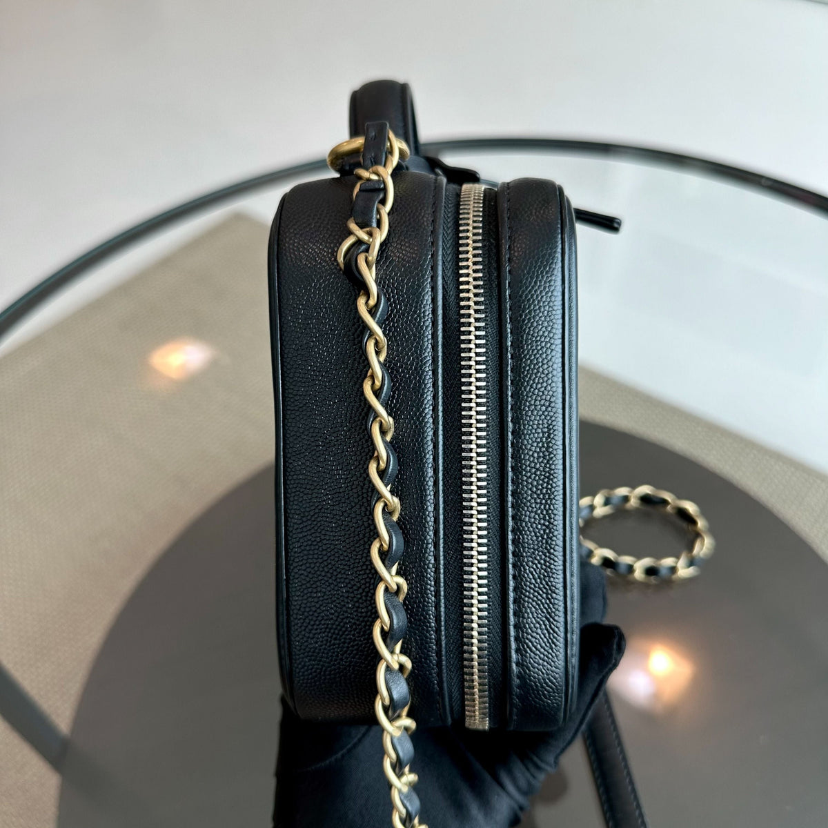 Medium Vanity Case Caviar Black Black GHW No 26