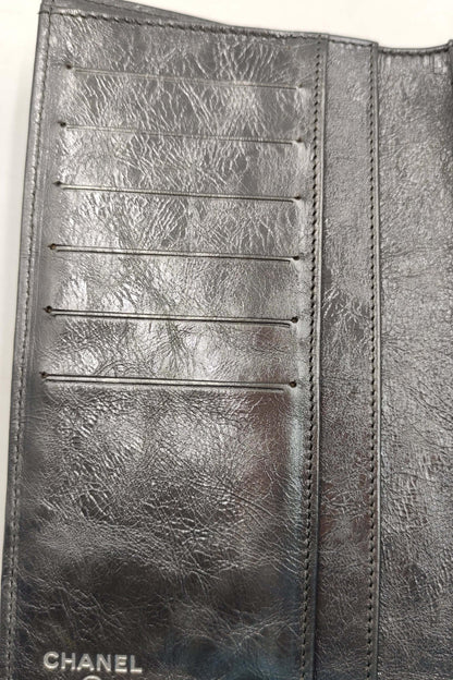 Metallic Aged Calf Quilted 2.55 Reissue Wallet Silver