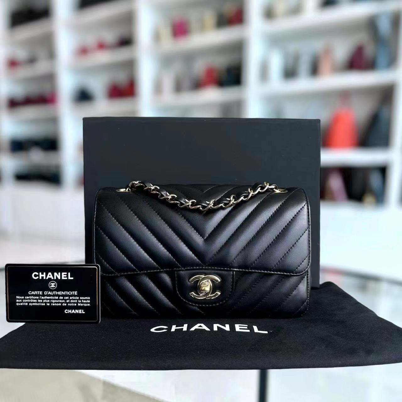 Mini Rectangular Classic Flap Double Flap 20CM Chevron Lambskin Black Golden Hardware Series 27