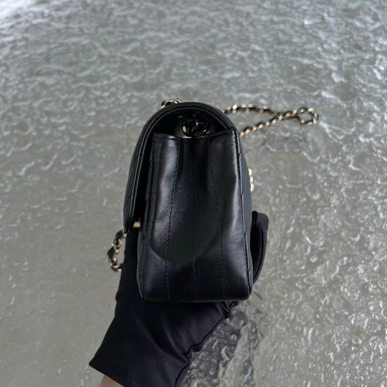 Mini Rectangular Classic Flap Double Flap 20CM Chevron Lambskin Black Golden Hardware Series 27