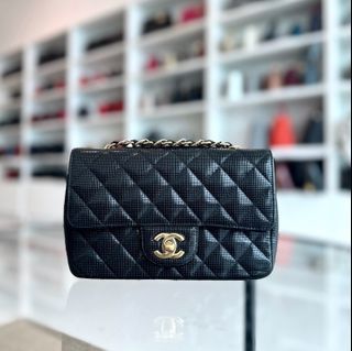 Mini Rectangular Classic Flap Pixel Effect Calfskin Cruise 2016 Black GHW No 21