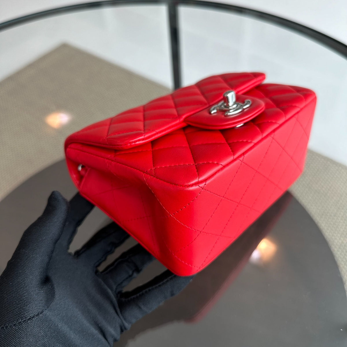 Mini Square 17CM Classic Flap Lambskin Red SHW No 22