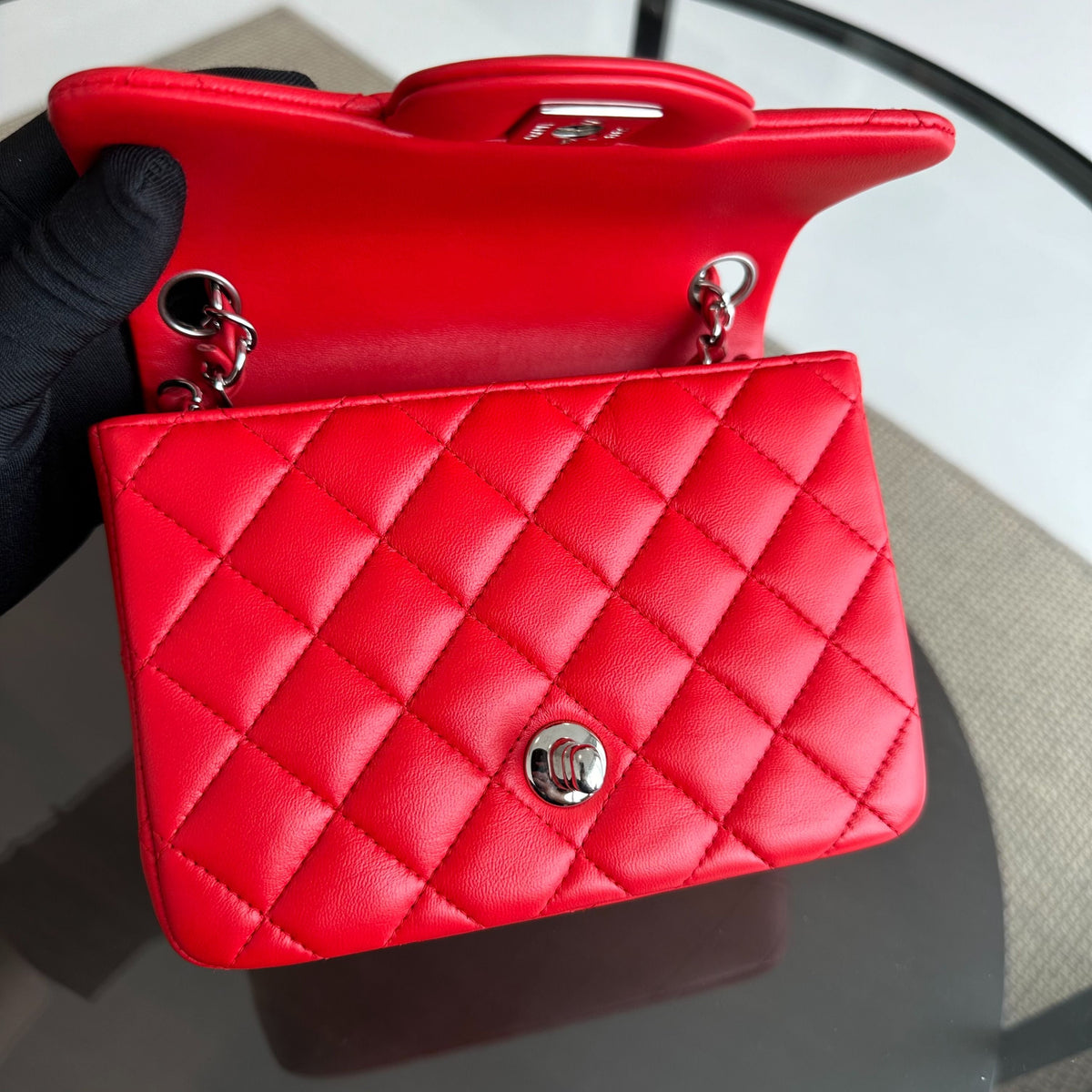 Mini Square 17CM Classic Flap Lambskin Red SHW No 22