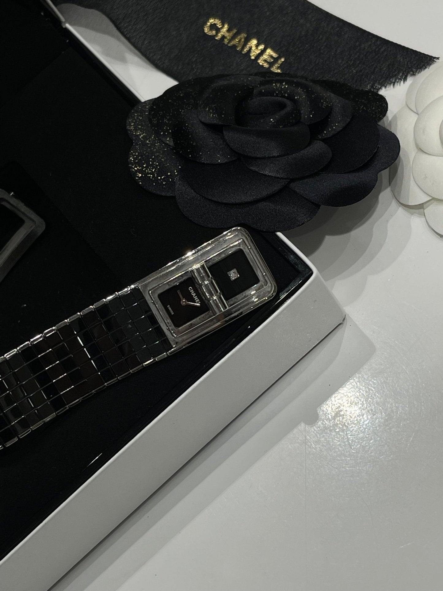 Chanel - Montre Code coco acier, céramique et diamants