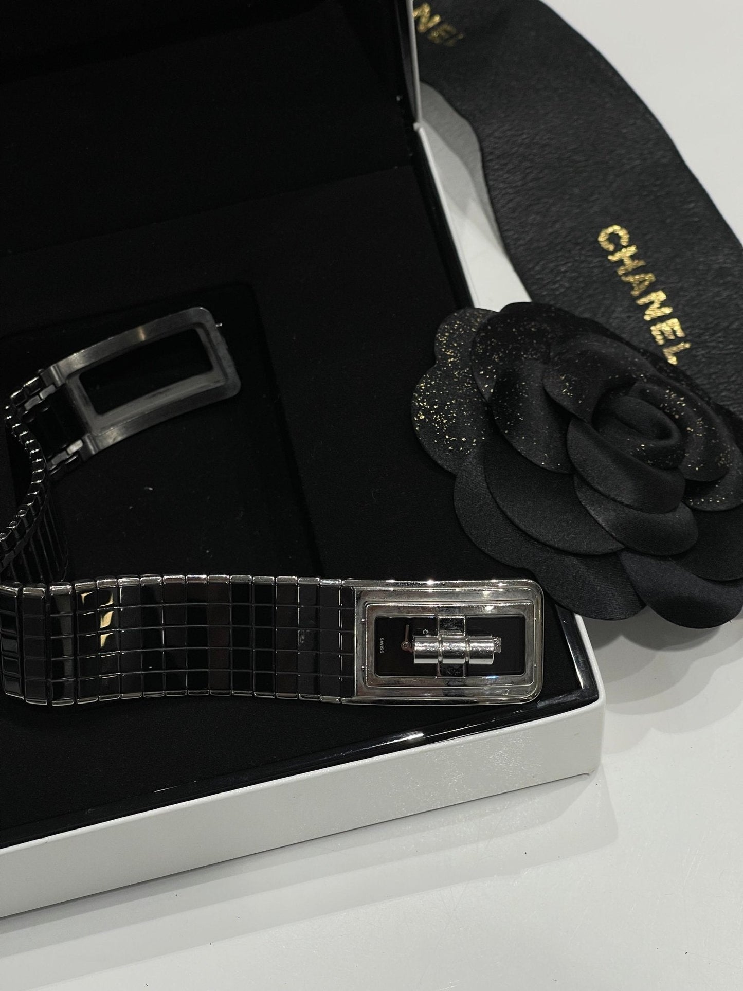 Chanel - Montre Code coco acier, céramique et diamants