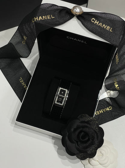 Chanel - Montre Code coco acier, céramique et diamants