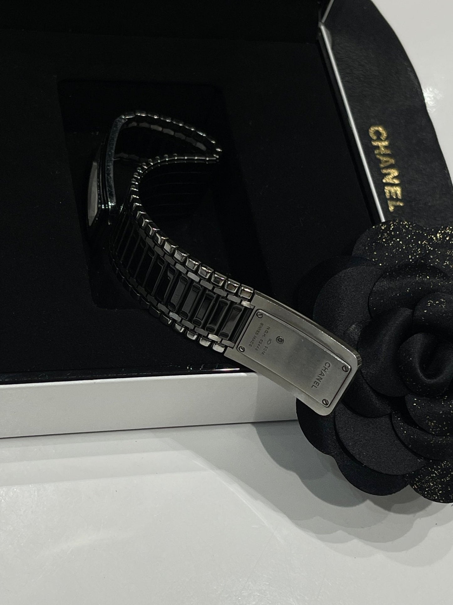 Chanel - Montre Code coco acier, céramique et diamants