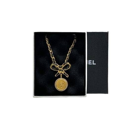 Chanel Vintage Bow Coin Necklace 96P