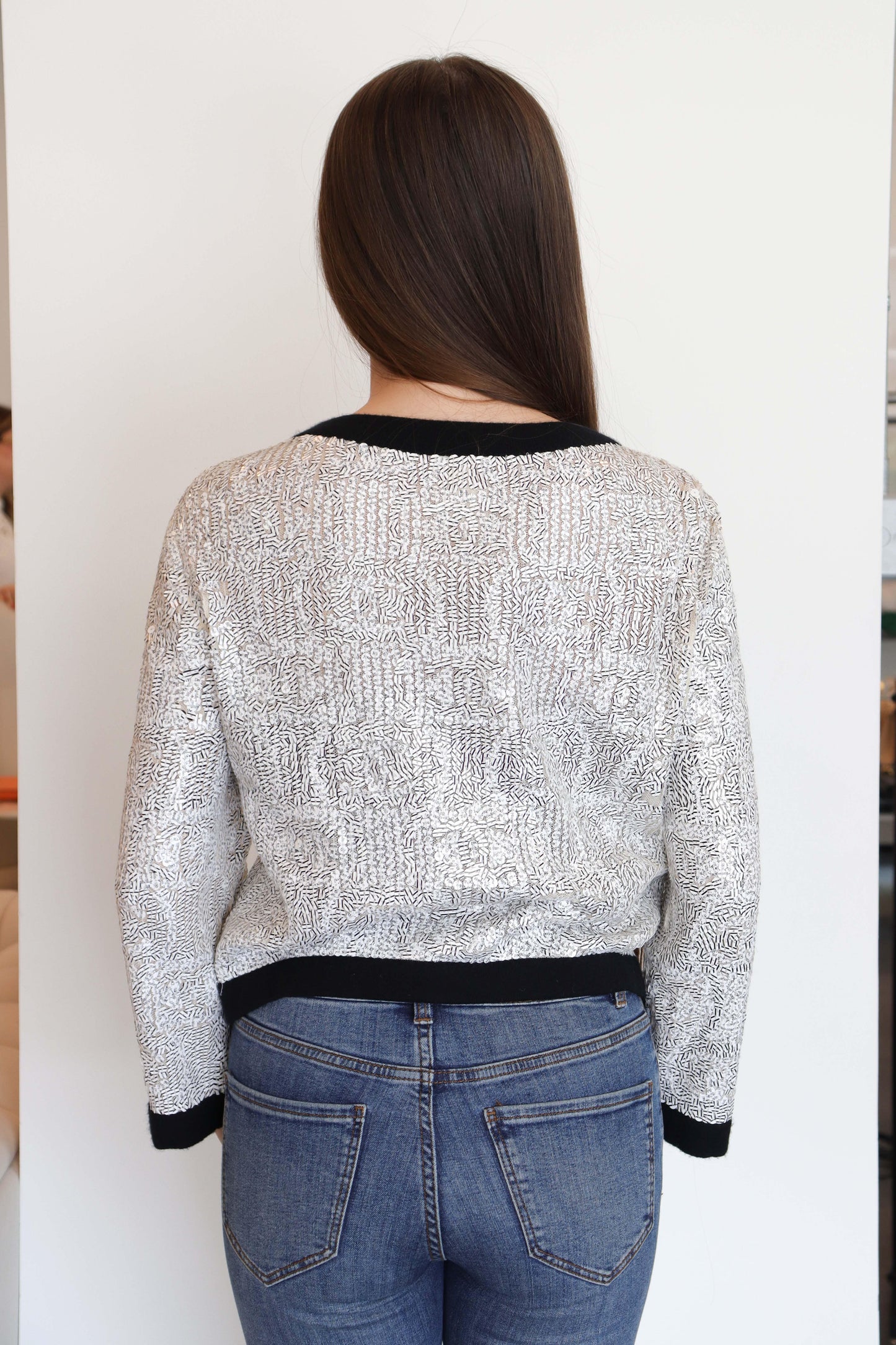 chanel cardigan sequin white  DXBS2058