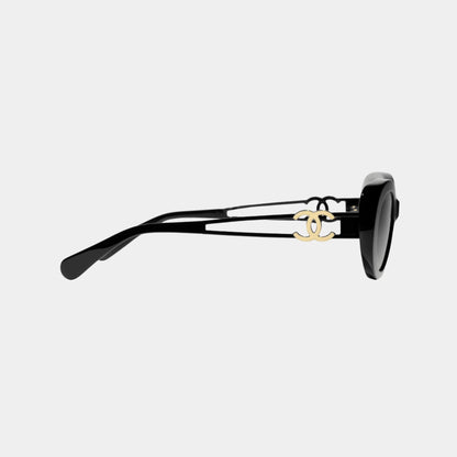 Oval Sunglasses in Acetate and Metal Frame
