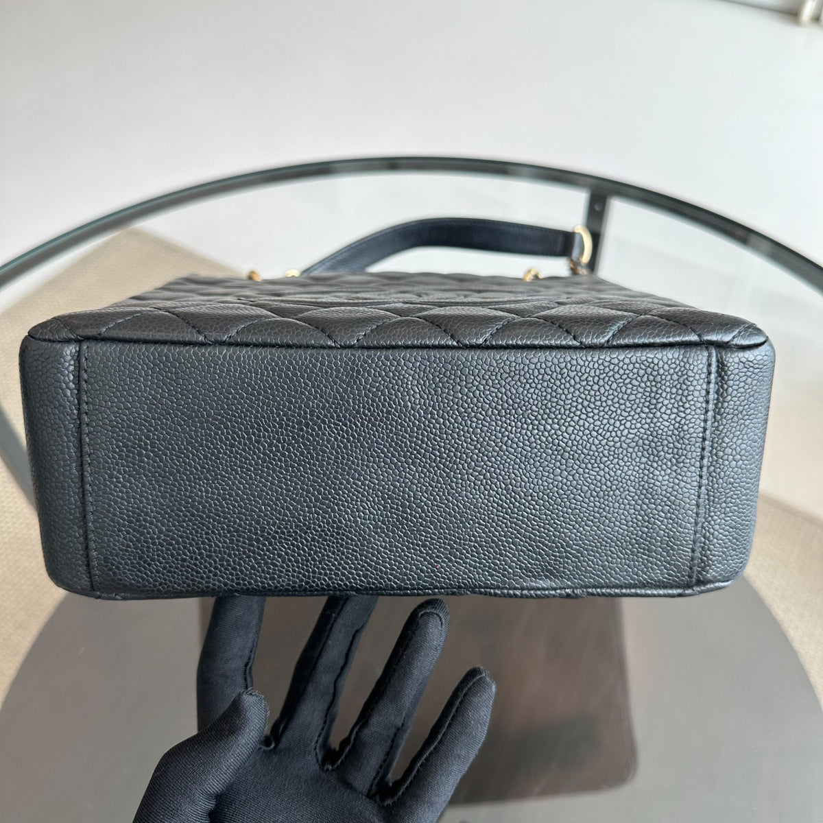 PST Caviar Petite Shopping Tote Black GHW No 11