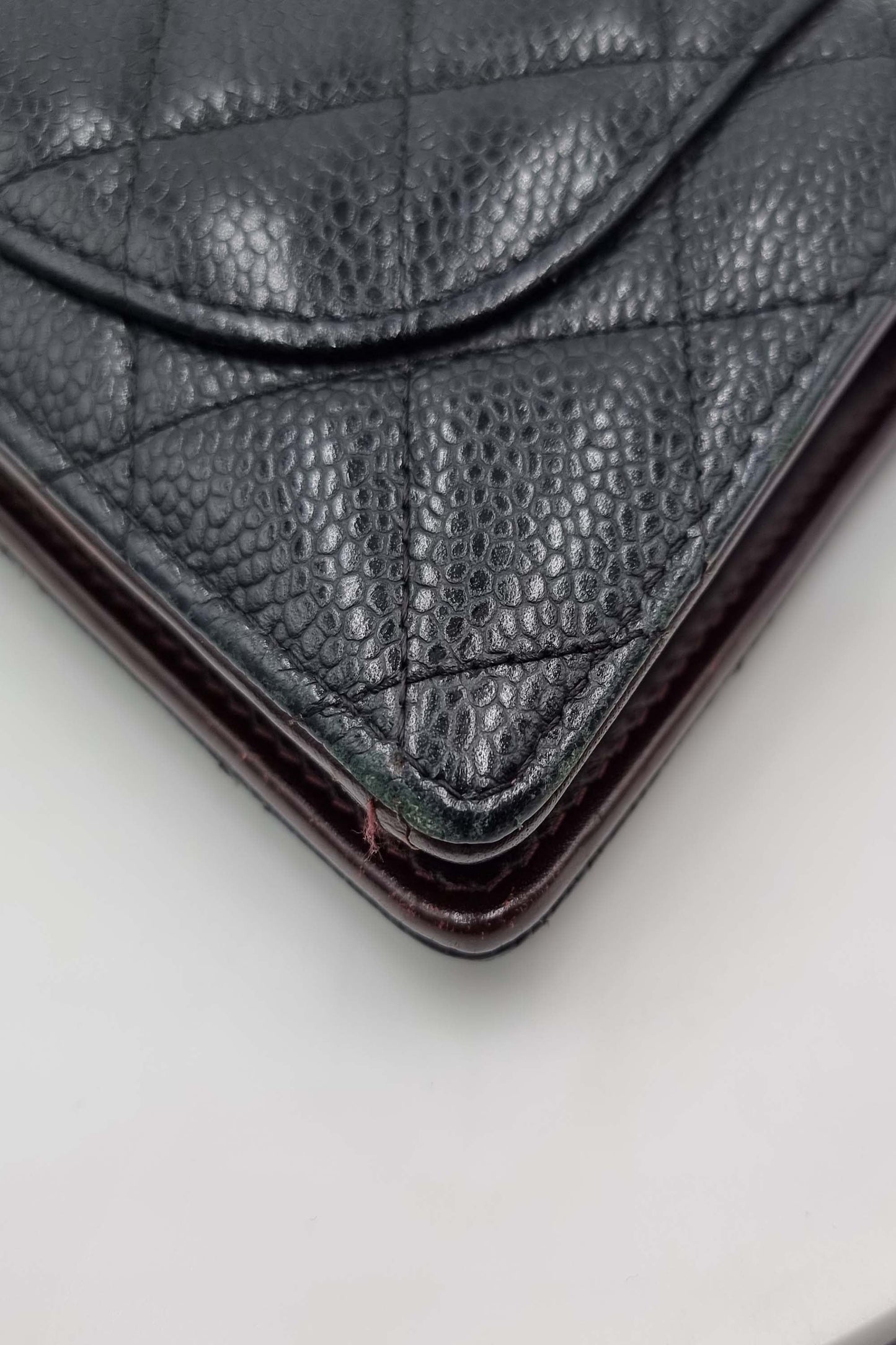 Quilted Bifold Yen Wallet Black