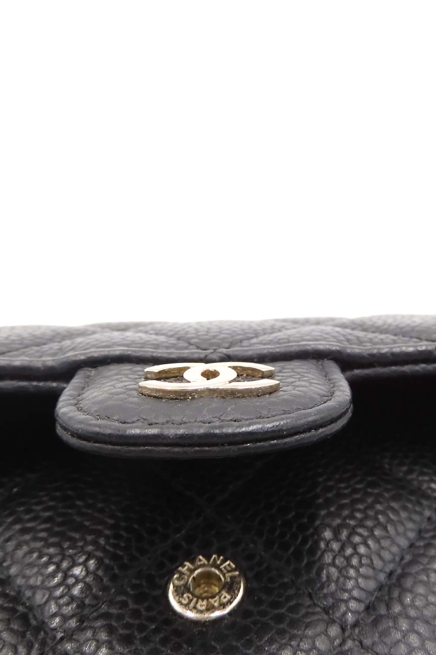 Quilted Caviar Classic Compact Wallet Black