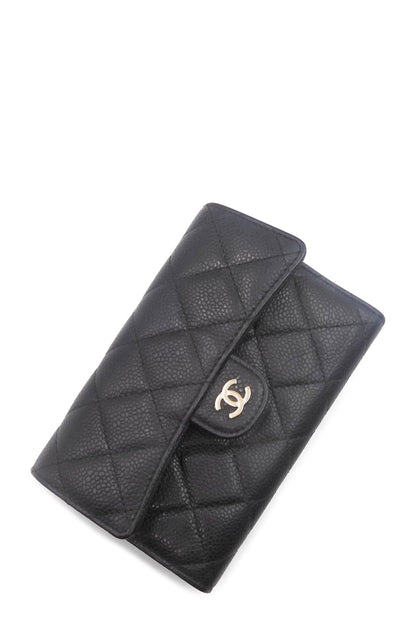 Quilted Caviar Classic Compact Wallet Black