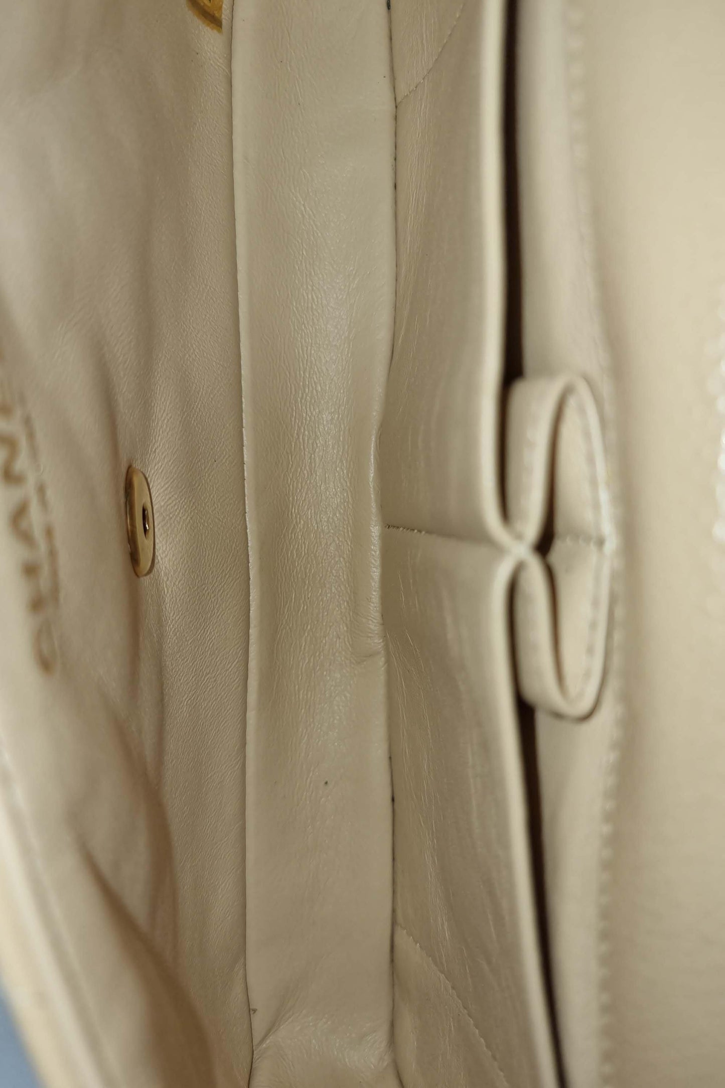 Quilted Caviar East West Flap Bag Beige with Gold Hardware