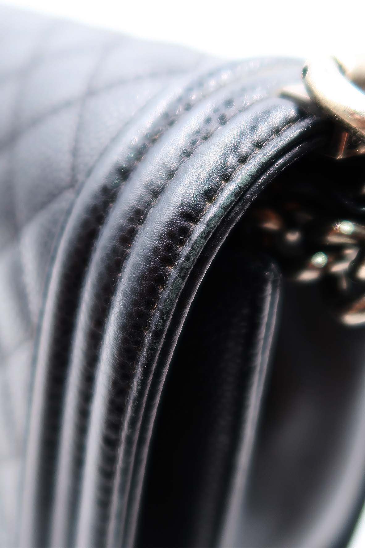 Quilted Caviar New Medium Boy with Ruthenium Hardware Black