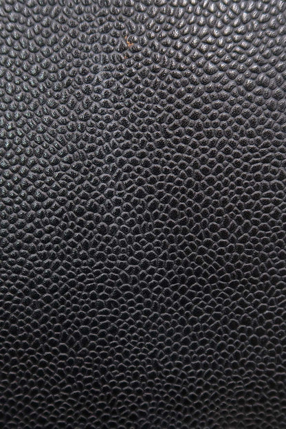 Quilted Caviar New Medium Boy with Ruthenium Hardware Black