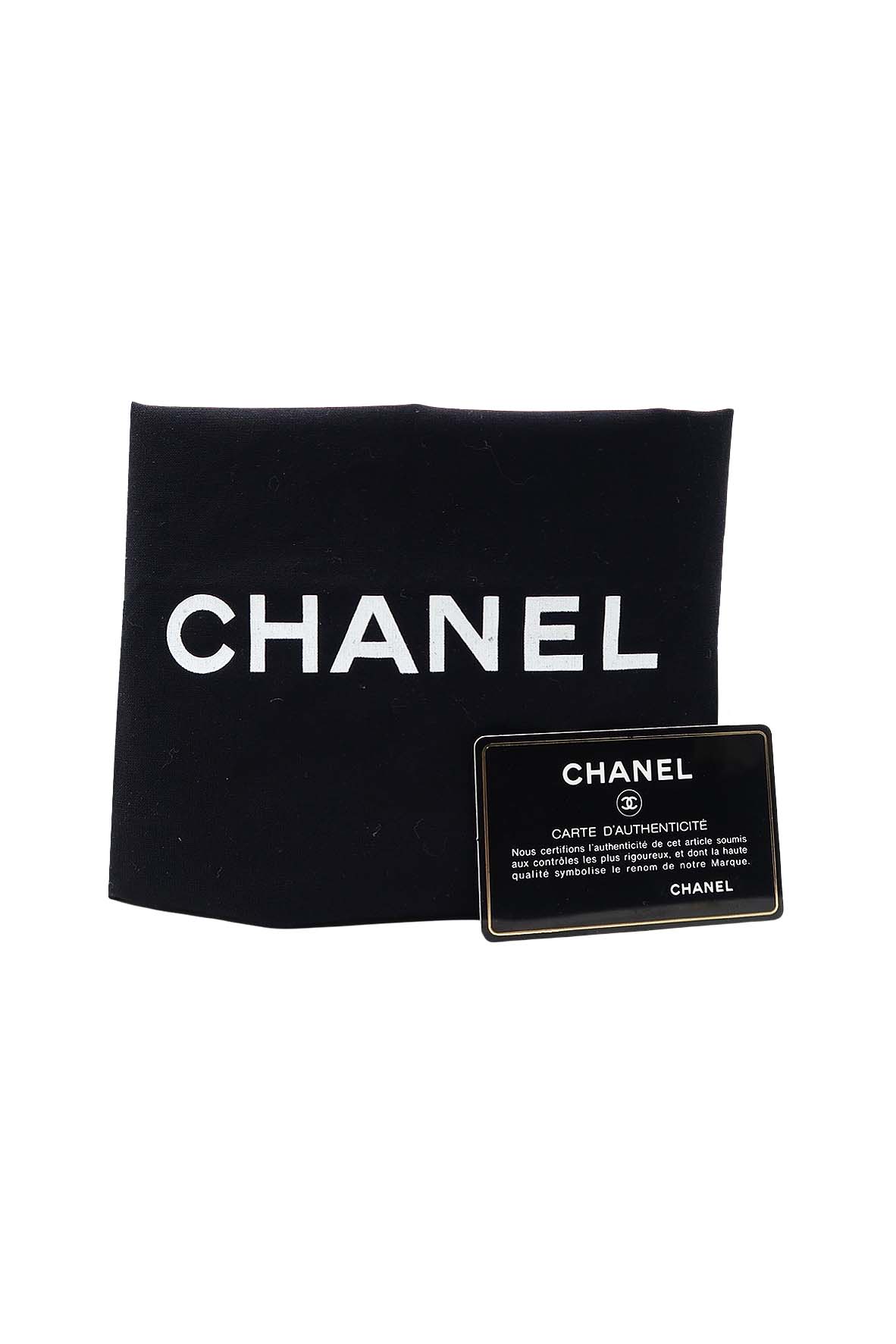 Quilted Caviar New Medium Boy with Ruthenium Hardware Black