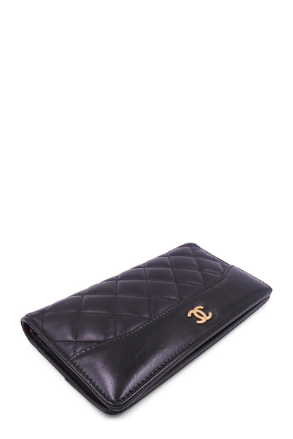 Quilted Gabrielle Wallet Black