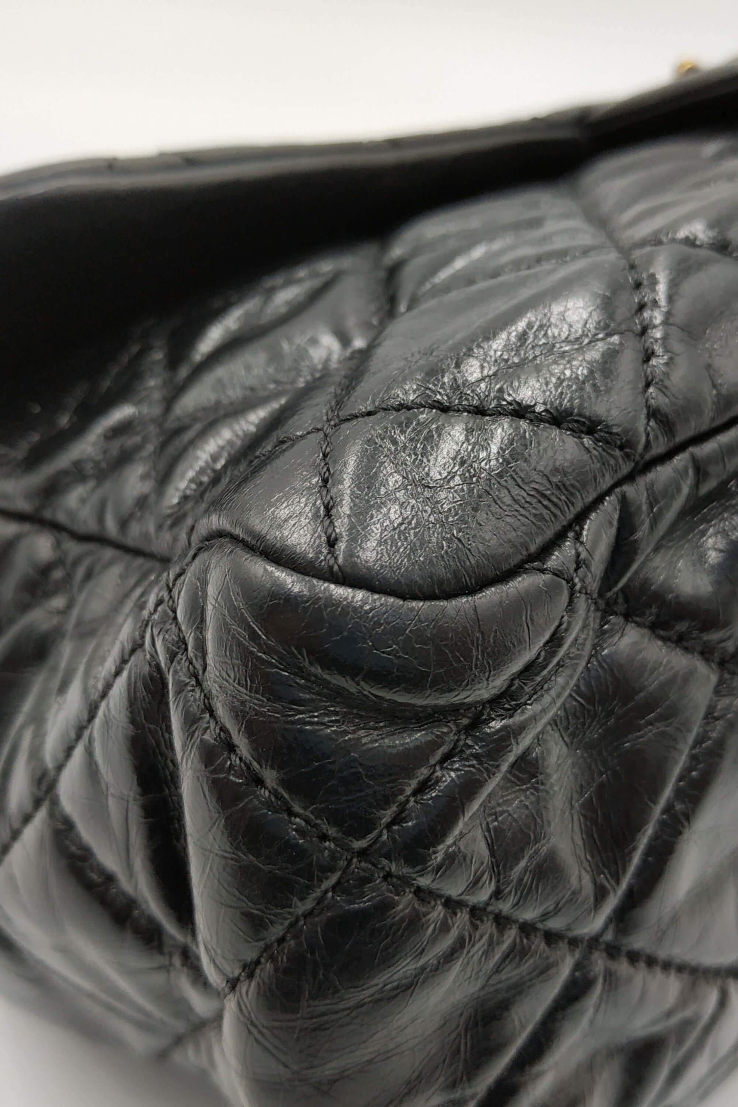 Quilted Glazed Medium Castle Rock Flap Bag Black