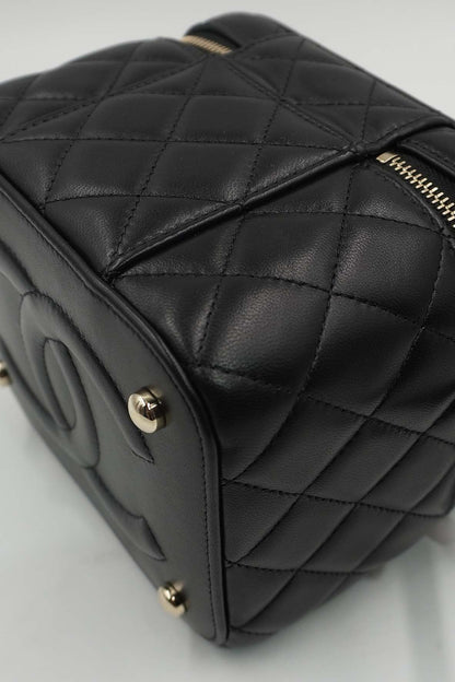 Quilted Top Handle Small Vanity Case AS3171 Black