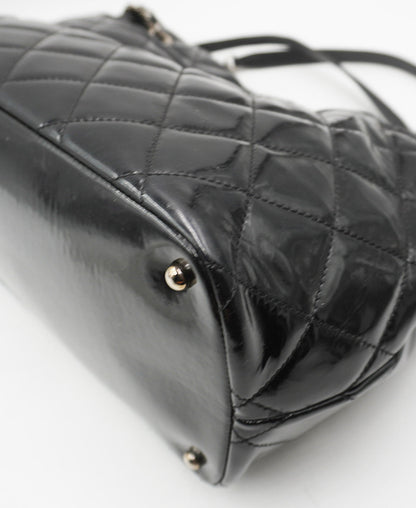 Quilted Patent Leather CC Timeless Tote Black