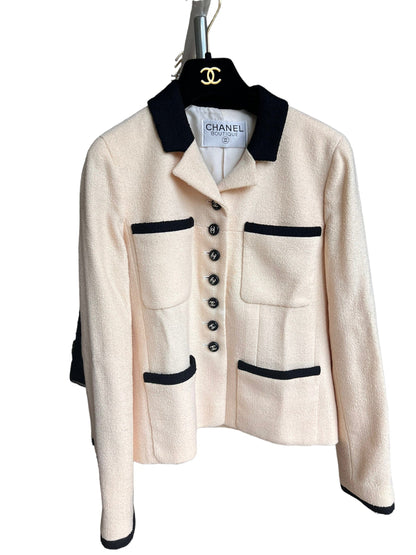 Chanel 96P Black White Tweed Vintage Jacket Sz 38 DXBK0045