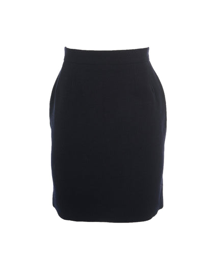 Chanel vintage navy skirt with gold cc buttons  AVL1448