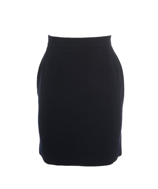 Chanel vintage navy skirt with gold cc buttons  AVL1448
