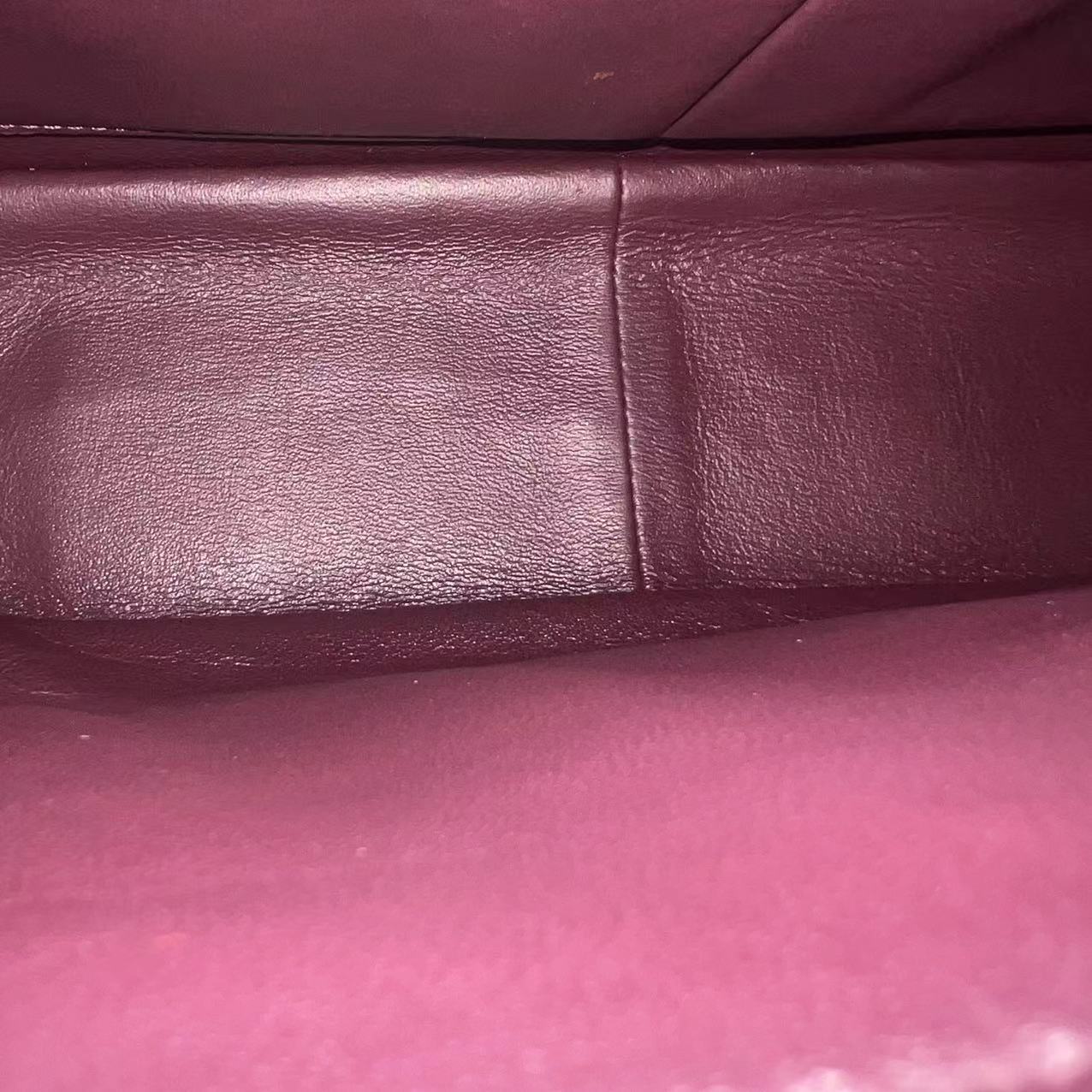 Reissue 2.55 226 28CM Medium Chevron Calfskin Burgundy GHW No 23