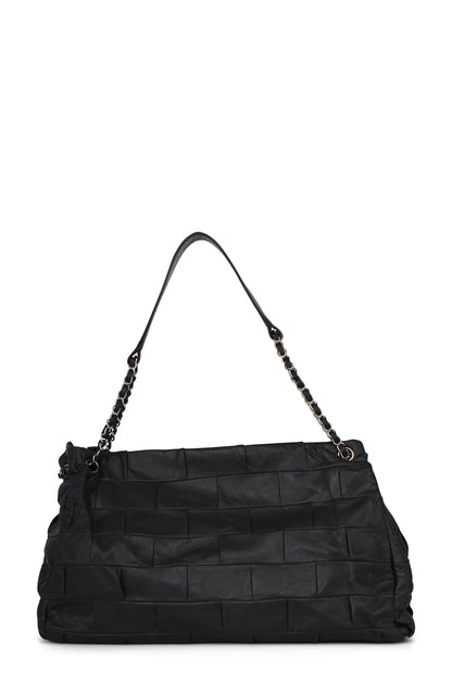 Reissue Igloo Accordion Tote Black