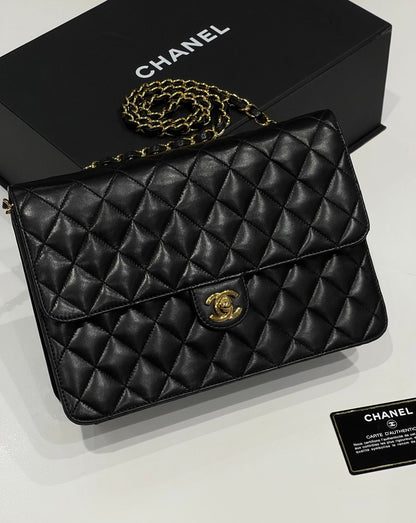 Chanel - sac classique vintage médium cuir noir