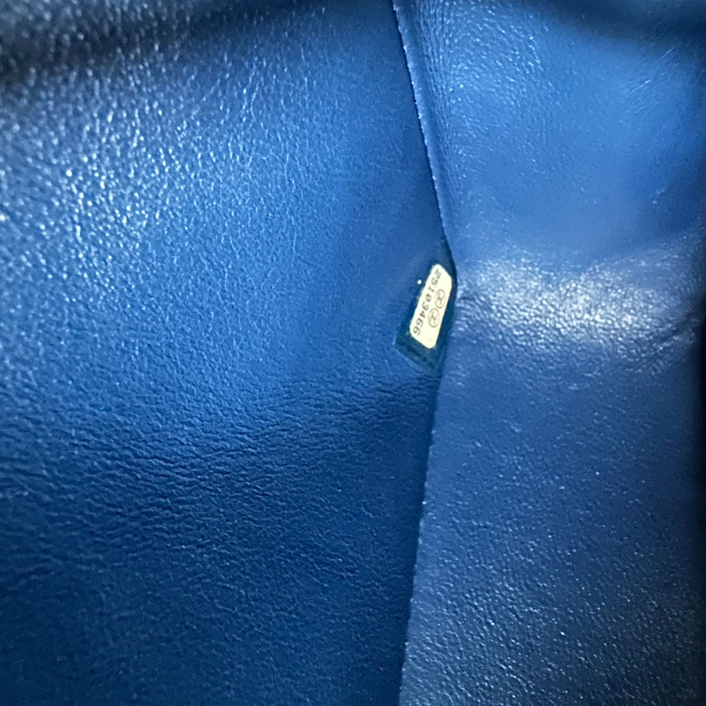 Small Classic Flap 23CM Quilted Lambskin Dark Blue SHW No 25