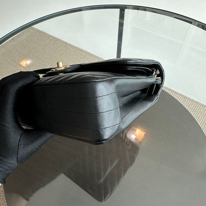 Small Classic Flap Lambskin 23cm Chevron Black GHW No 27