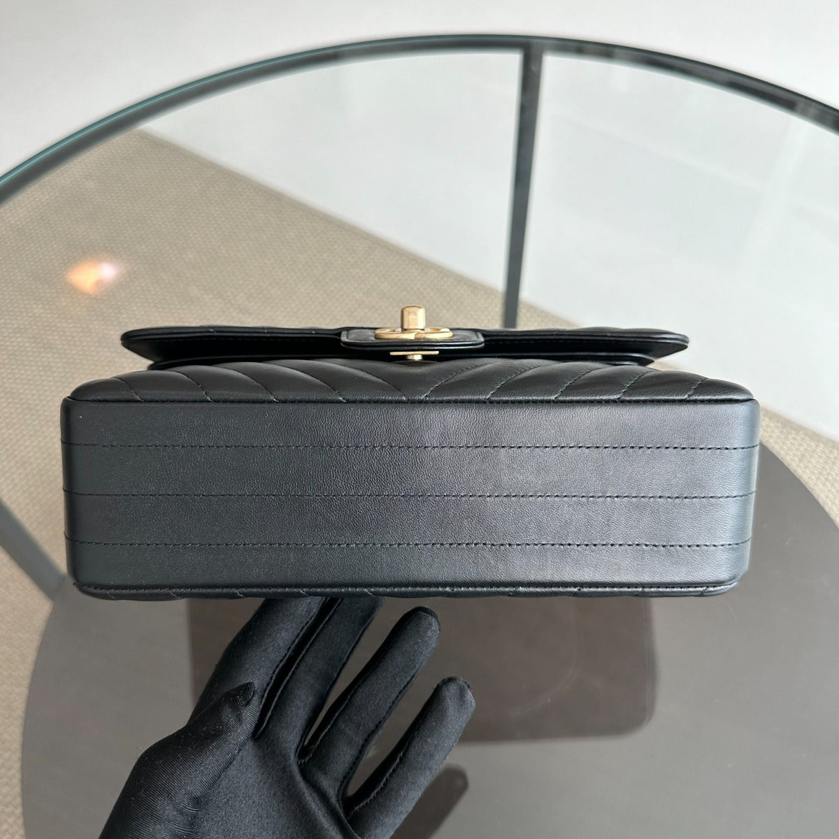 Small Classic Flap Lambskin 23cm Chevron Black GHW No 27