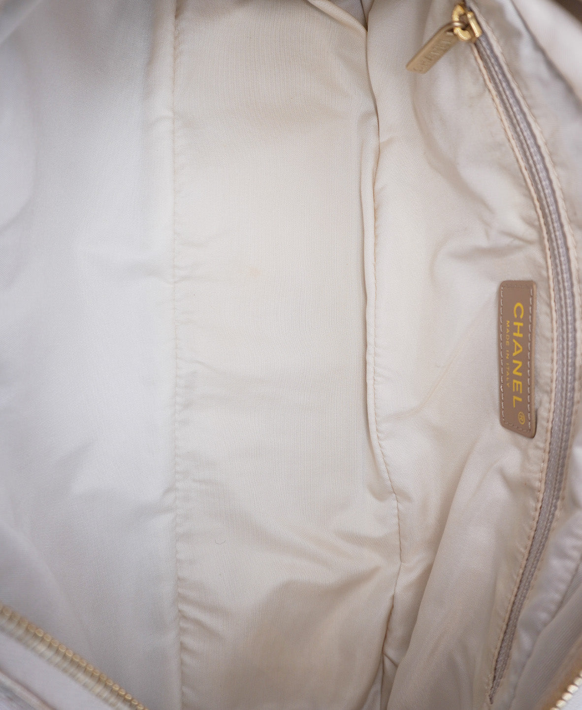 Travel Ligne Bowler Bag Beige