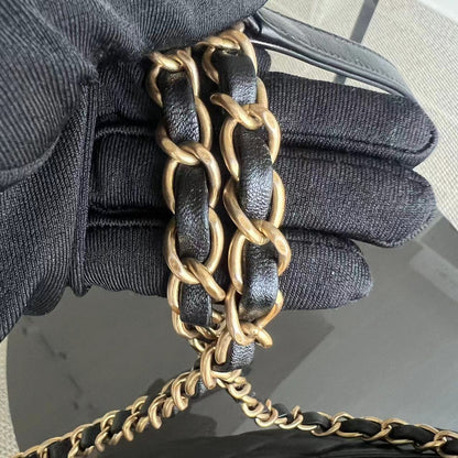 Trendy CC Small Quilted Lambskin Black Golden Hardware Series 21