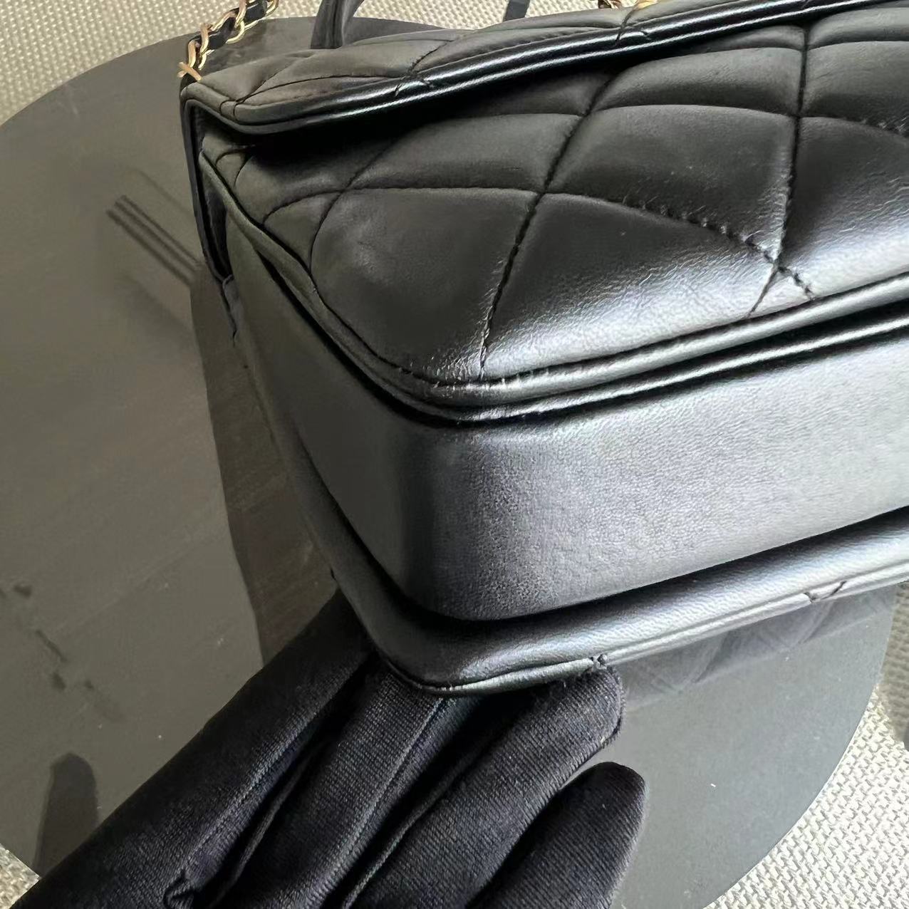 Trendy CC Small Quilted Lambskin Black Golden Hardware Series 21