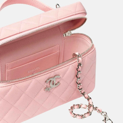 Vanity With Chain Shiny Grained Calfskin Light Pink